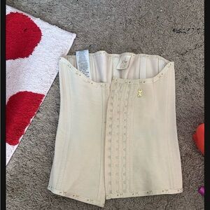 Jolie Cream Waist Cincher